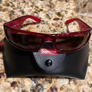 Supreme Astro sunglasses-CLEAR RED